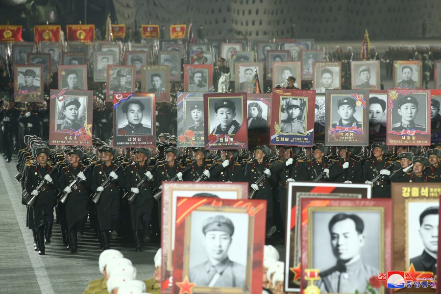 Military Parade Marks 75th KPA Birthday