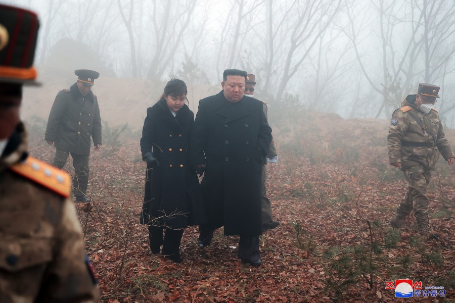 핵반격가상종합전술훈련 진행