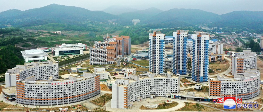 새시대 평양번영기에 또다시 솟아난 인민의 보금자리