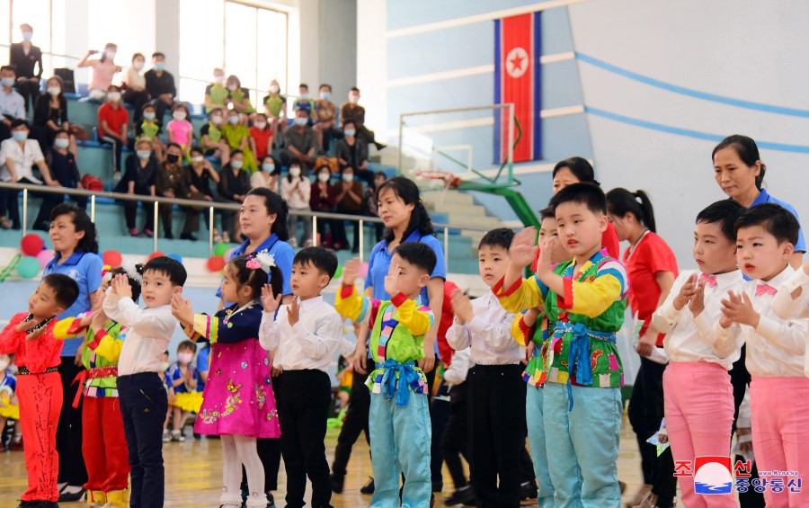 Niños discapacitados celebran Día Internacional de la Infancia