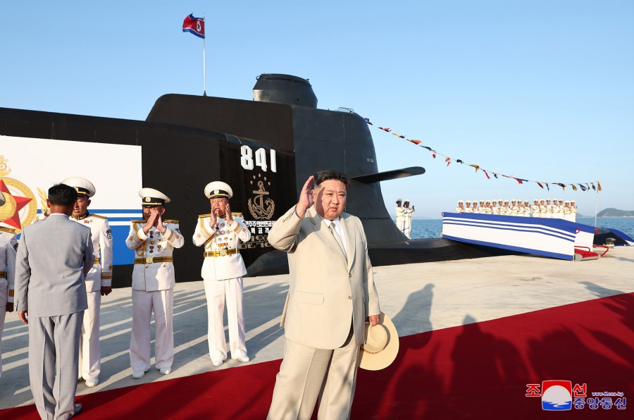 주체적해군무력강화의 새시대,전환기의 도래를 알리는 일대 사변