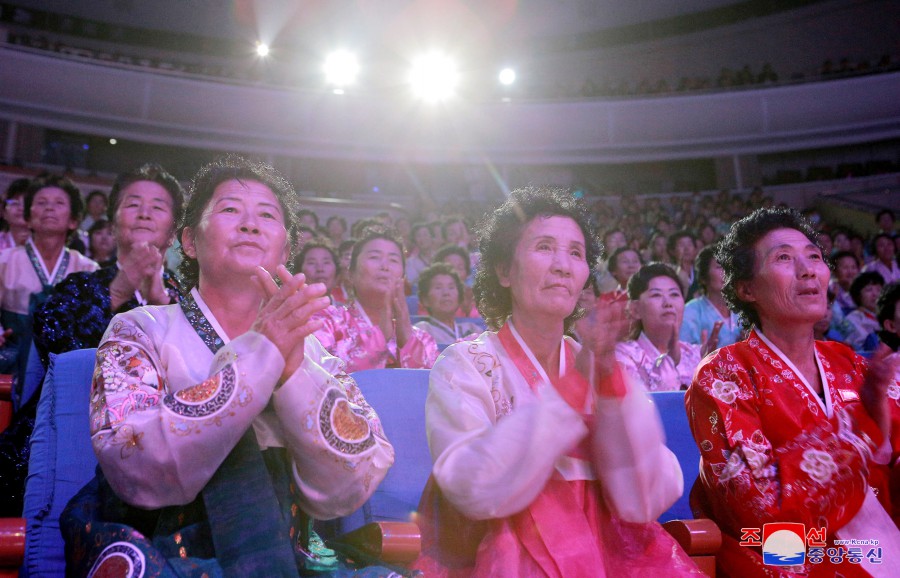 Participantes en V Conferencia Nacional de Madres visitan varios puntos capitalinos