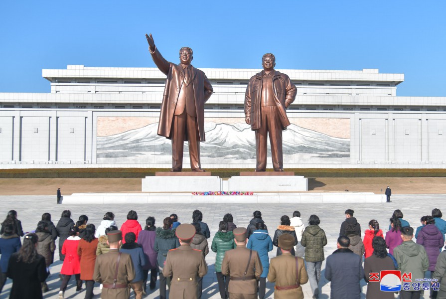 각지에서 3.8국제부녀절을 뜻깊게 맞이