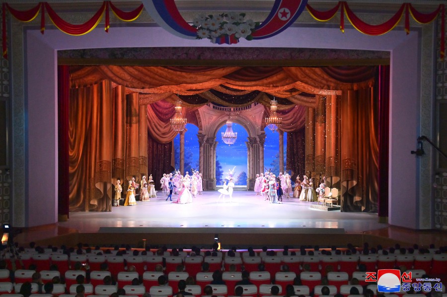 ロシア・バレエ劇「眠れる森の美女」の公演