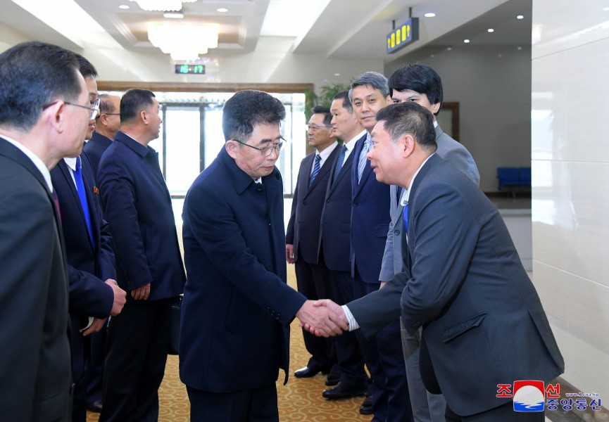 朝鲜劳动党代表团回国