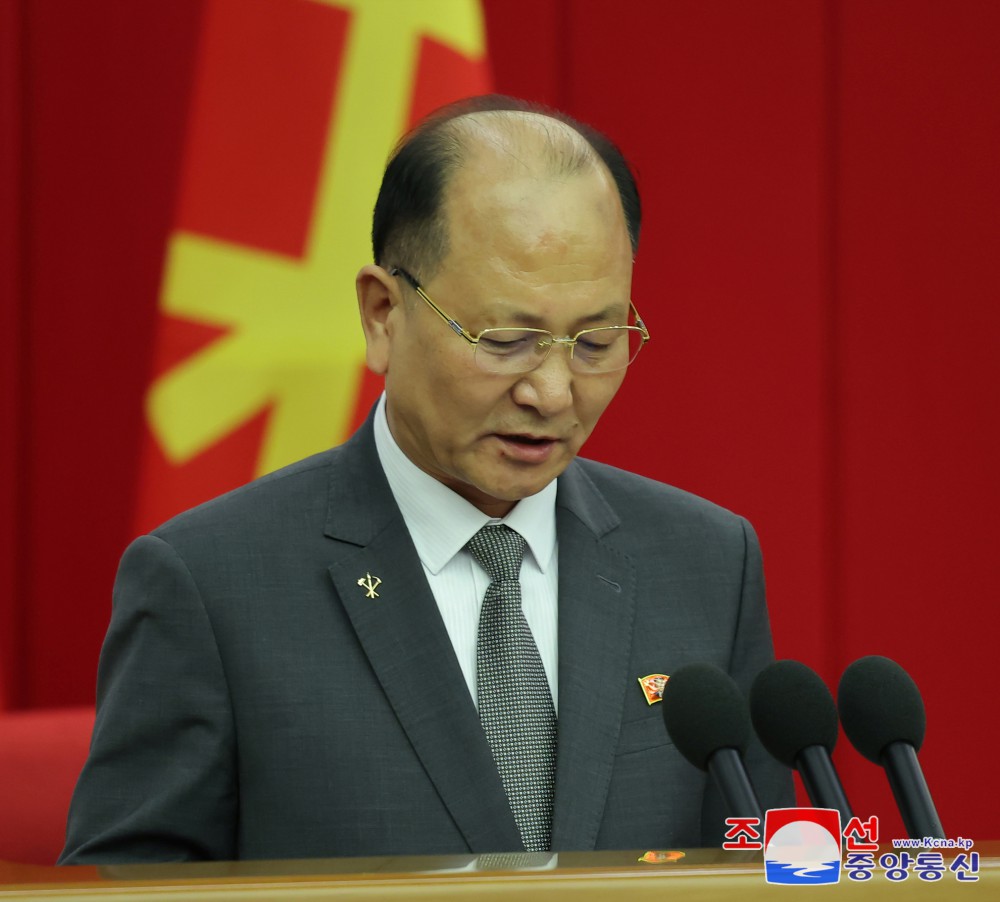 조선로동당 중앙위원회 제8기 제10차전원회의 2일회의 진행
