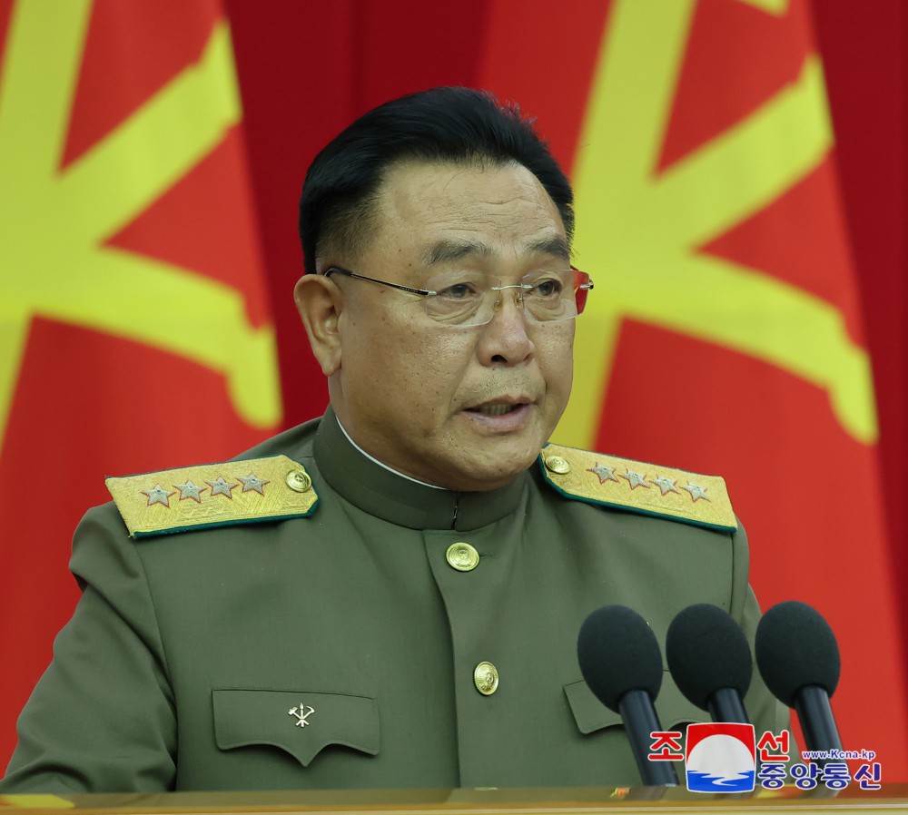 조선로동당 중앙위원회 제8기 제10차전원회의 2일회의 진행