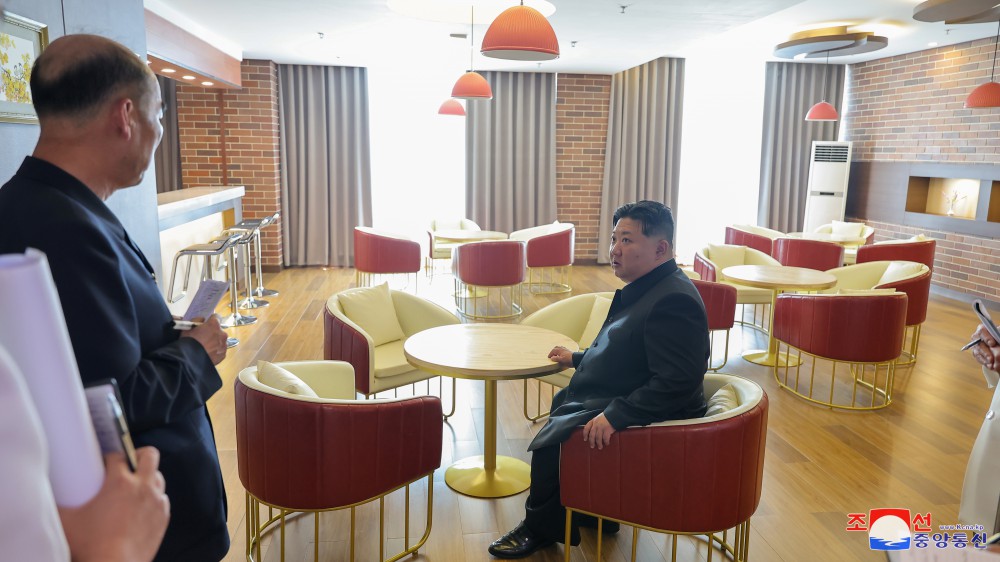 Respected Comrade Kim Jong Un Gives Field Guidance over Construction Project of Samjiyon