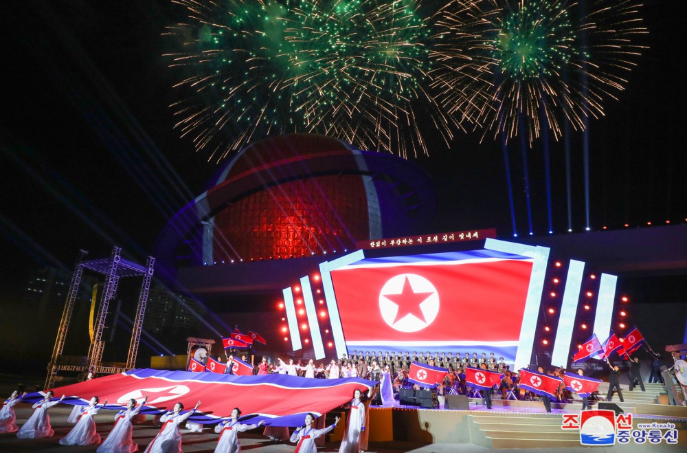 무장장비전시회 《국방발전-2024》 기념음악회 진행