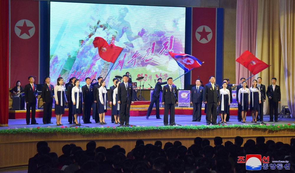 举国欢庆民族最大喜庆的２月节日