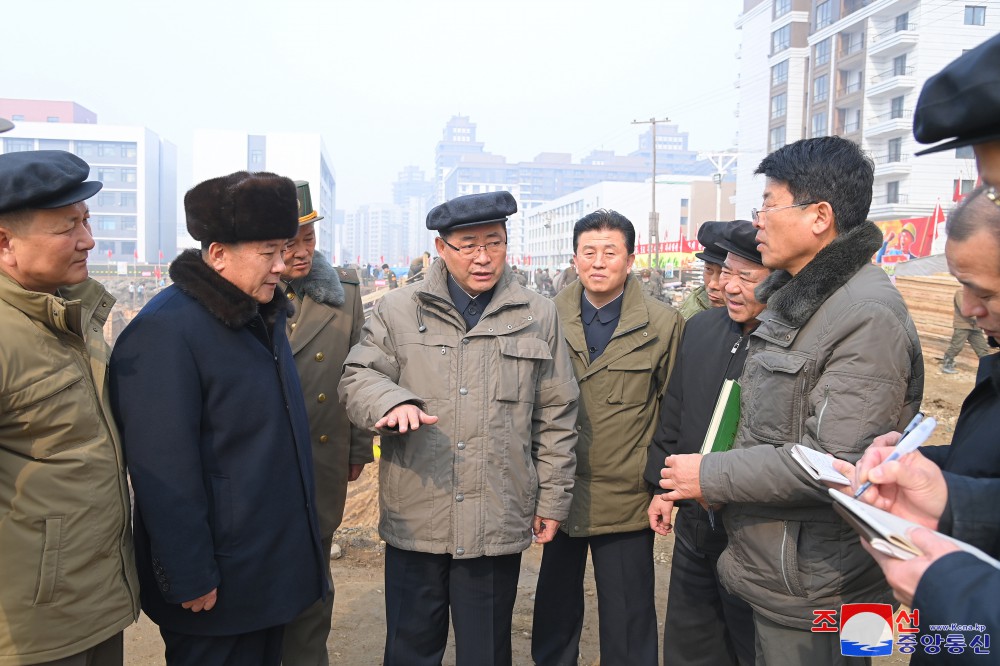 박태성 내각총리 여러 부문 사업 현지료해
