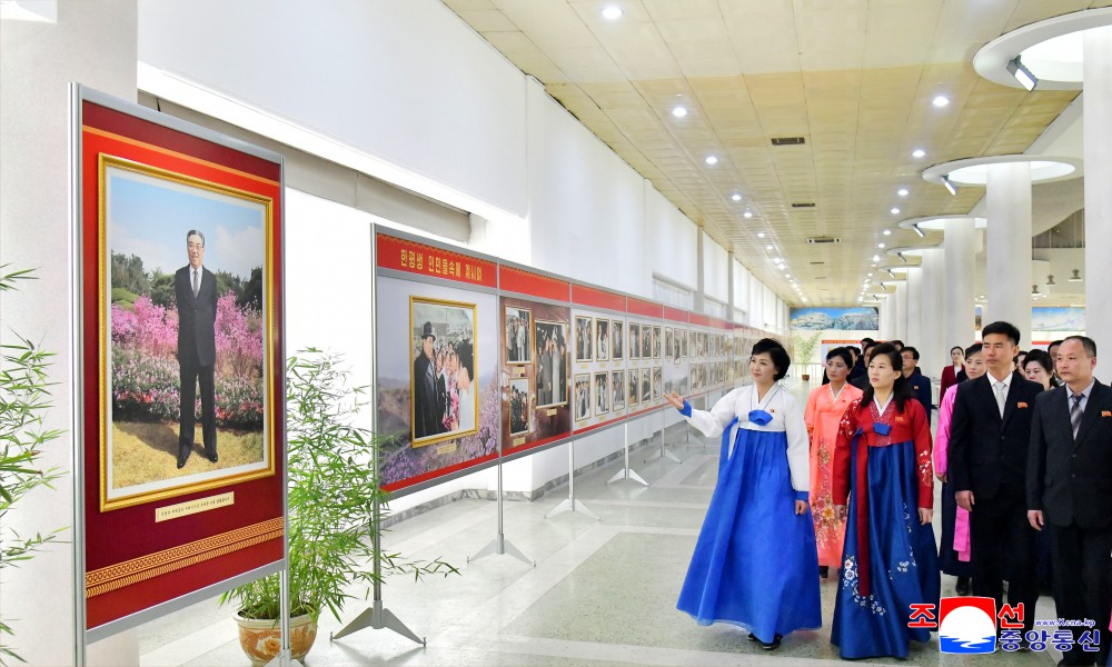 Photo Exhibition Opens to Celebrate 113th Birth Anniversary of President Kim Il Sung