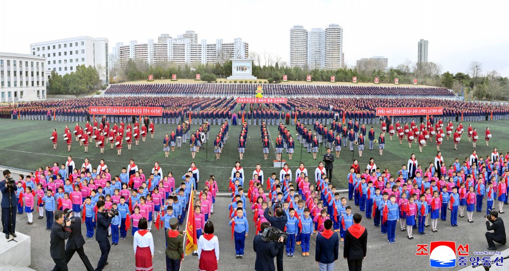 朝鲜少年团全国联合团体大会举行