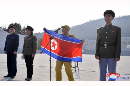 평양시 고급중학교 졸업반학생들의 인민군대 입대결의모임 및 전시가요대렬합창경연 진행