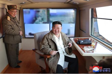 导弹总局进行最新型防空导弹武器系统综合战斗性能检验试射